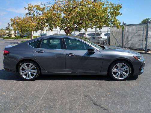 sparkle silver met 2023 Acura TLX Technology