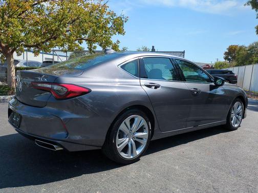 sparkle silver met 2023 Acura TLX Technology