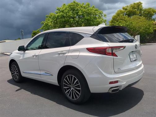 2025 Acura RDX Advance Package