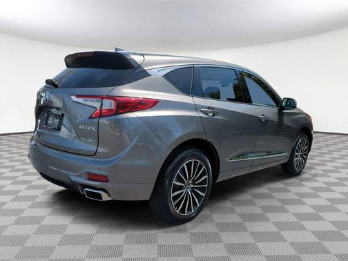 Liquid Carbon Metallic 2026 Acura RDX Advance Package