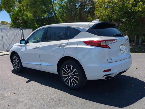2025 Acura RDX Advance Package