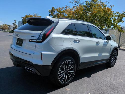 2025 Cadillac XT4 Sport