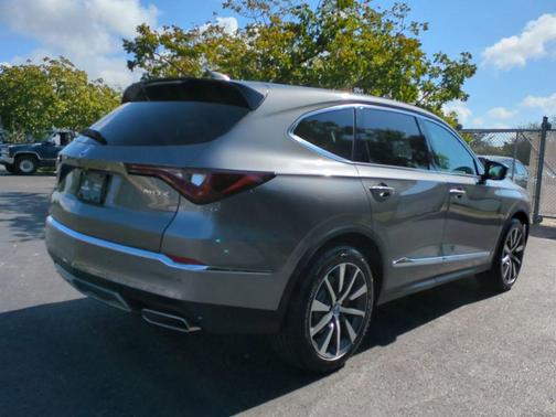 Liquid Carbon Metallic 2026 Acura MDX Technology Package