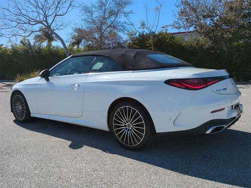2025 Mercedes-Benz CLE 300 4MATIC Cabriolet