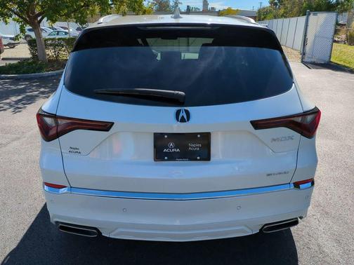 Platinum White Pearl 2026 Acura MDX Advance Package