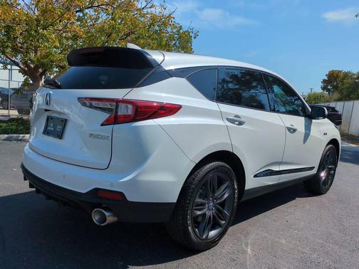 Platinum White Pearl 2023 Acura RDX Base