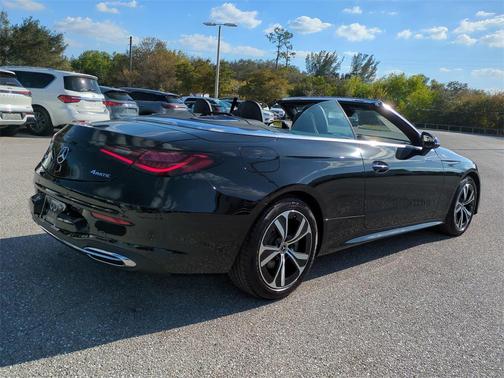 2025 Mercedes-Benz CLE 300 4MATIC Cabriolet