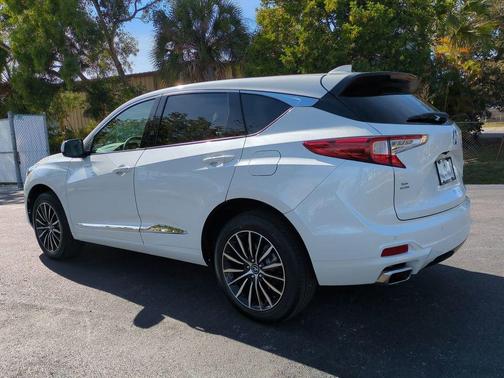 Platinum White Pearl 2026 Acura RDX Advance Package