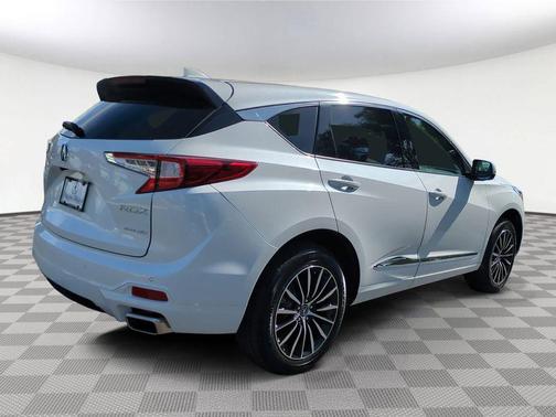 Platinum White Pearl 2026 Acura RDX Advance Package