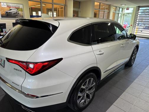 2023 Acura MDX Technology Package
