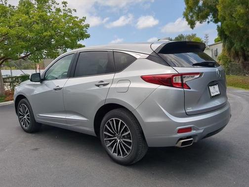 2025 Acura RDX Advance Package