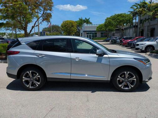 Lunar Silver Metallic 2024 Acura RDX Advance Package