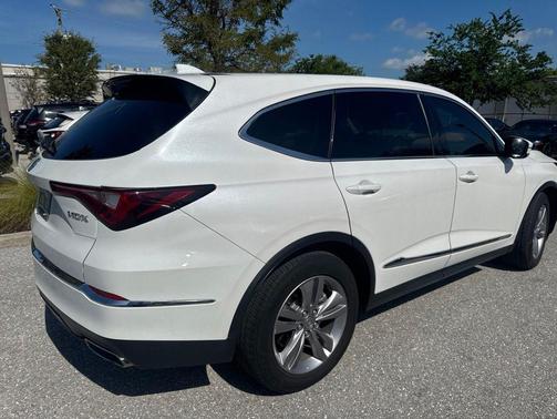 Platinum White Pearl 2024 Acura MDX Standard