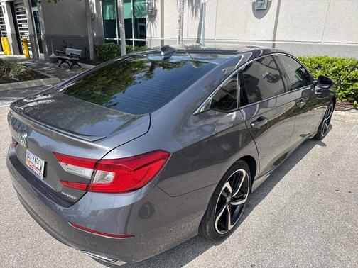 Modern Steel Metallic 2018 Honda Accord Sport