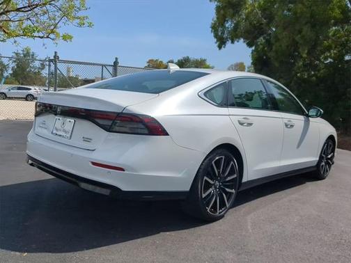 2024 Honda Accord Hybrid Touring