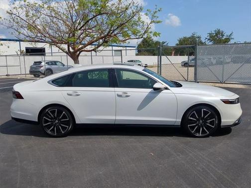 2024 Honda Accord Hybrid Touring