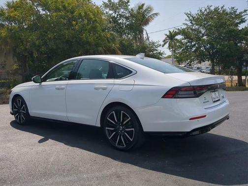 2024 Honda Accord Hybrid Touring