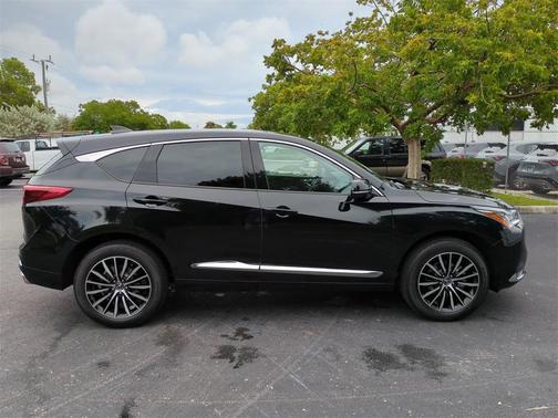 2025 Acura RDX Advance Package