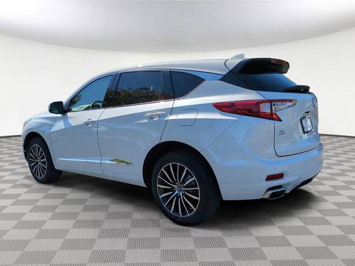 Platinum White Pearl 2026 Acura RDX Advance Package