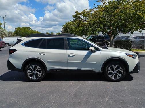 2022 Subaru Outback Limited XT