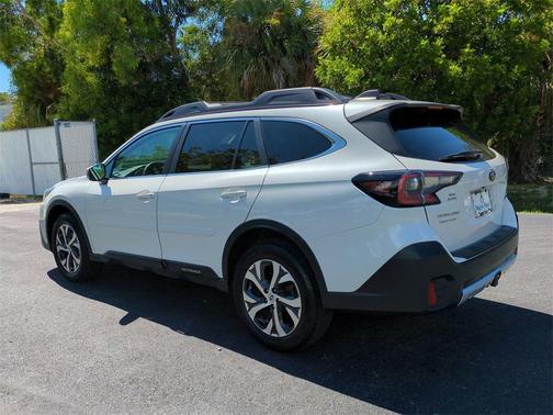 2022 Subaru Outback Limited XT