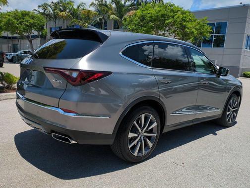 Liquid Carbon Metallic 2025 Acura MDX Technology Package