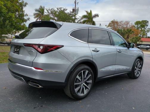 Solar Silver Metallic 2026 Acura MDX Technology Package