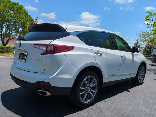 Platinum White Pearl 2023 Acura RDX Technology Package
