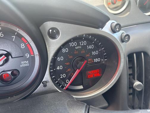 2018 Nissan 370Z Sport