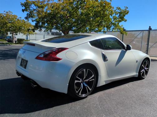 2018 Nissan 370Z Sport