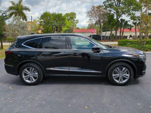 Majestic Black Pearl 2026 Acura MDX Standard