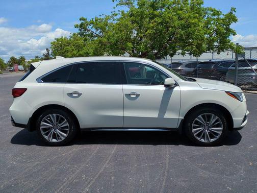 White Diamond Pearl 2018 Acura MDX 3.5L w/Technology Package