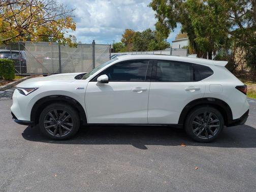 Platinum White Pearl 2026 Acura ADX w/A-Spec Package