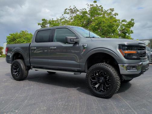 Carbonized Gray Metallic 2025 Ford F-150 XLT