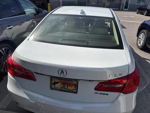 2017 Acura RLX Technology Package