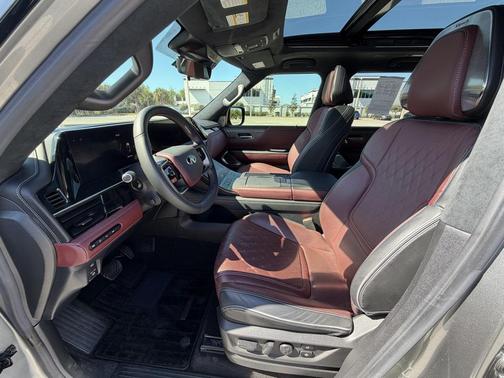 2025 INFINITI QX80 AUTOGRAPH AWD