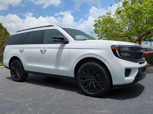 Oxford White 2025 Ford Expedition Platinum