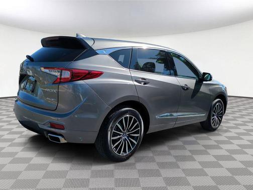 Liquid Carbon Metallic 2026 Acura RDX Advance Package