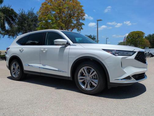 Platinum White Pearl 2024 Acura MDX Standard