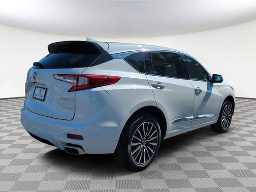 Platinum White Pearl 2026 Acura RDX Advance Package