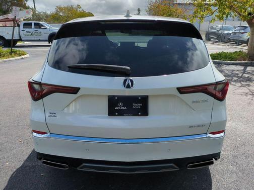 Platinum White Pearl 2026 Acura MDX Technology Package