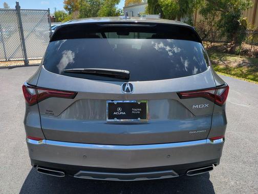Liquid Carbon Metallic 2026 Acura MDX Technology Package