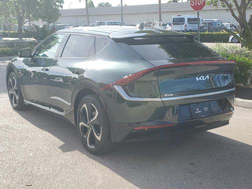 Deep Forest Green 2023 Kia EV6 GT-Line