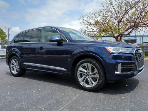Navarra Blue Metallic 2021 Audi Q7 45 Premium