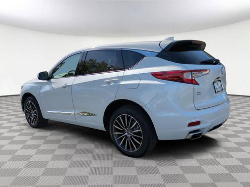 Platinum White Pearl 2026 Acura RDX Advance Package