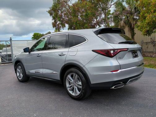 Solar Silver Metallic 2026 Acura MDX Standard