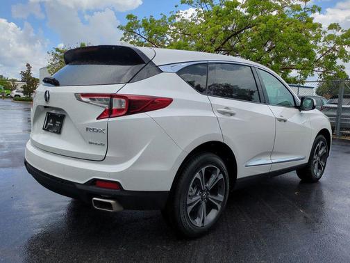 Platinum White Pearl 2026 Acura RDX Technology Package