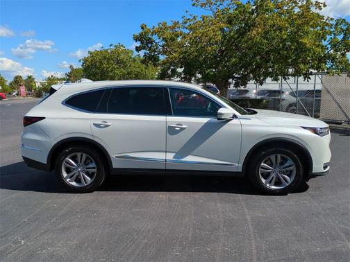 2025 Acura MDX Standard