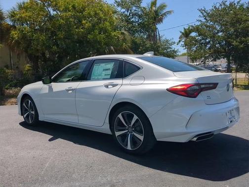 2025 Acura TLX Technology