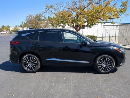 2025 Acura RDX Advance Package